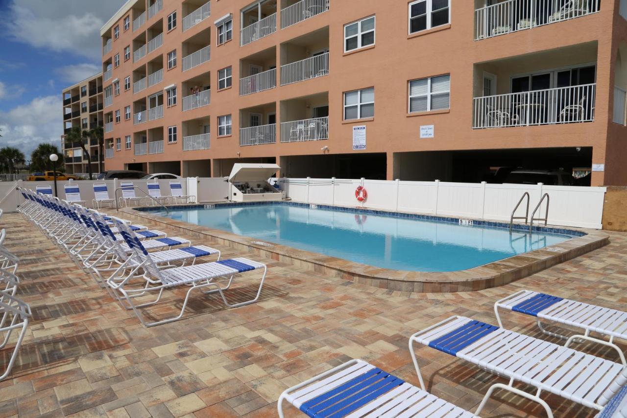 407 Beach Place Condos 세인트피트비치 외부 사진